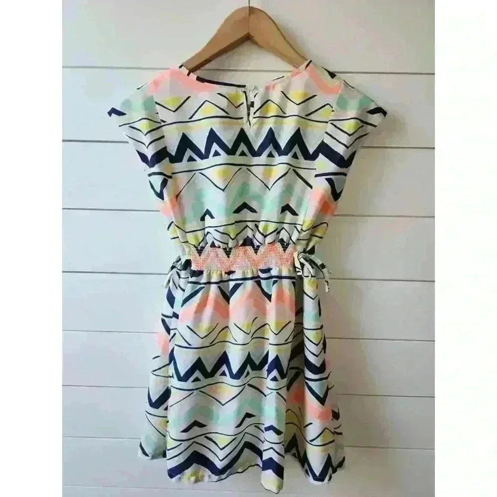 Gap Girl's Size M (8) Geometric Cap Sleeve Tie Waist Dress